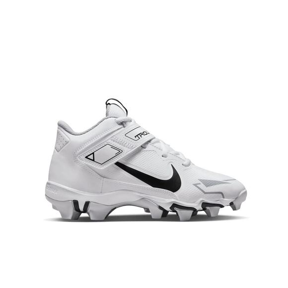 Athletic_Shoes